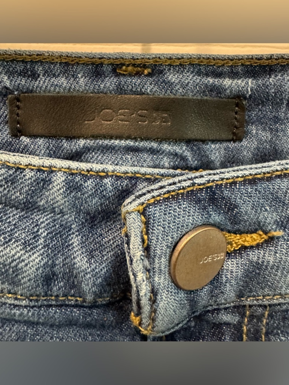 Joe's The Scout Distressed Ankle Mid Rise Slim Tomboy Crop Jeans Size 27 Denim - Picture 4 of 9